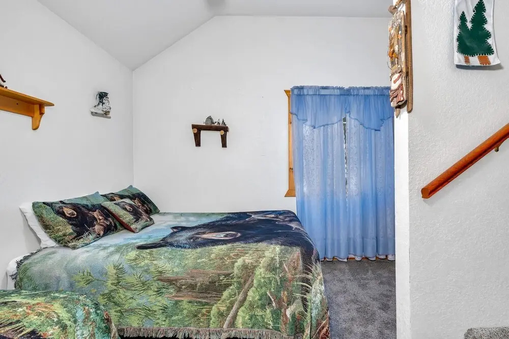 Cozy Bear South Charming 2bd Cabin in Yosemite!