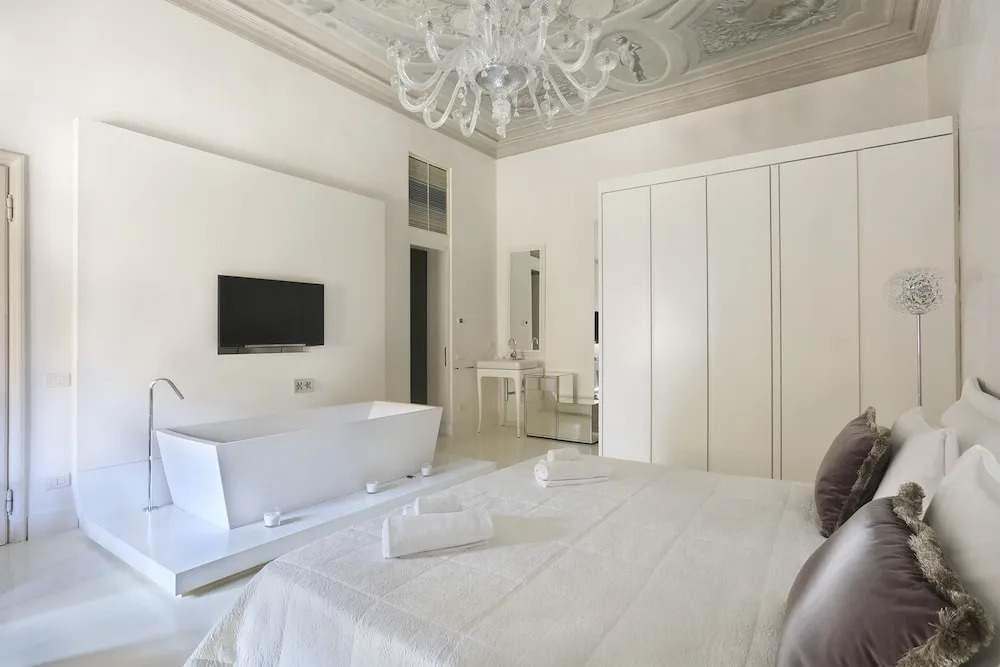 Luxury Apartment in Central Florence