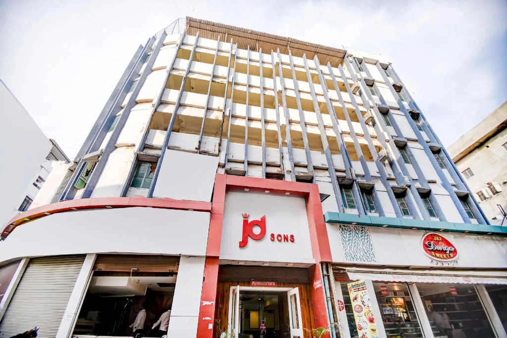 SPOT ON 65000 Hotel Jd Sons