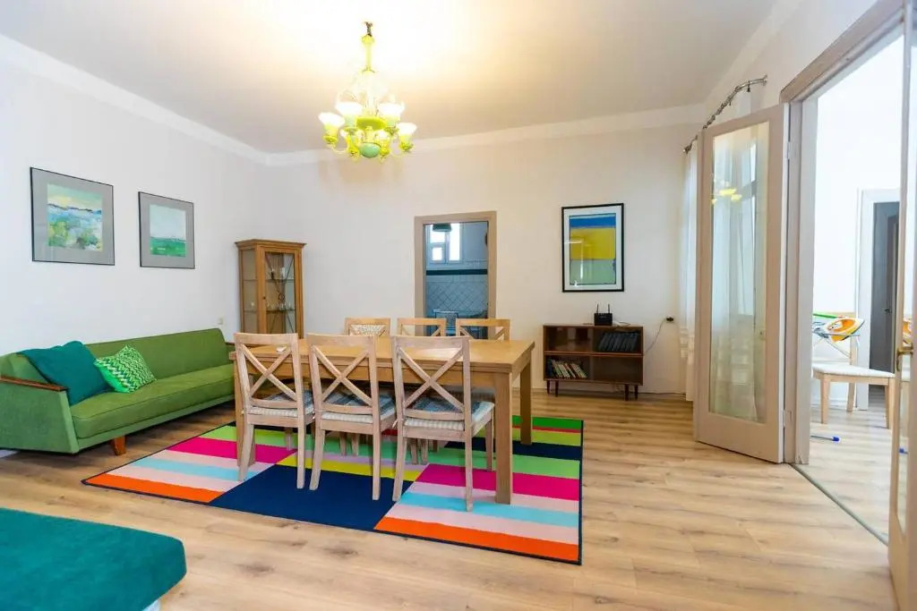 Wehost Apartment Near Fabrika