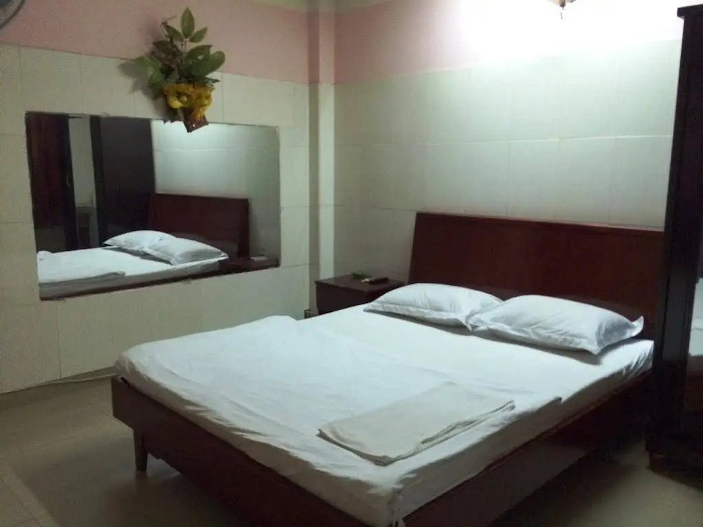 Hong Loan Hotel 1