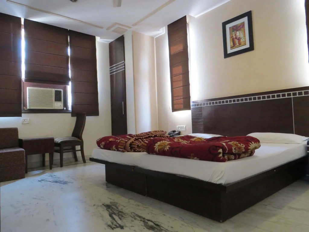 Smyle Inn - Best Budget Hotel near New Delhi Train Station