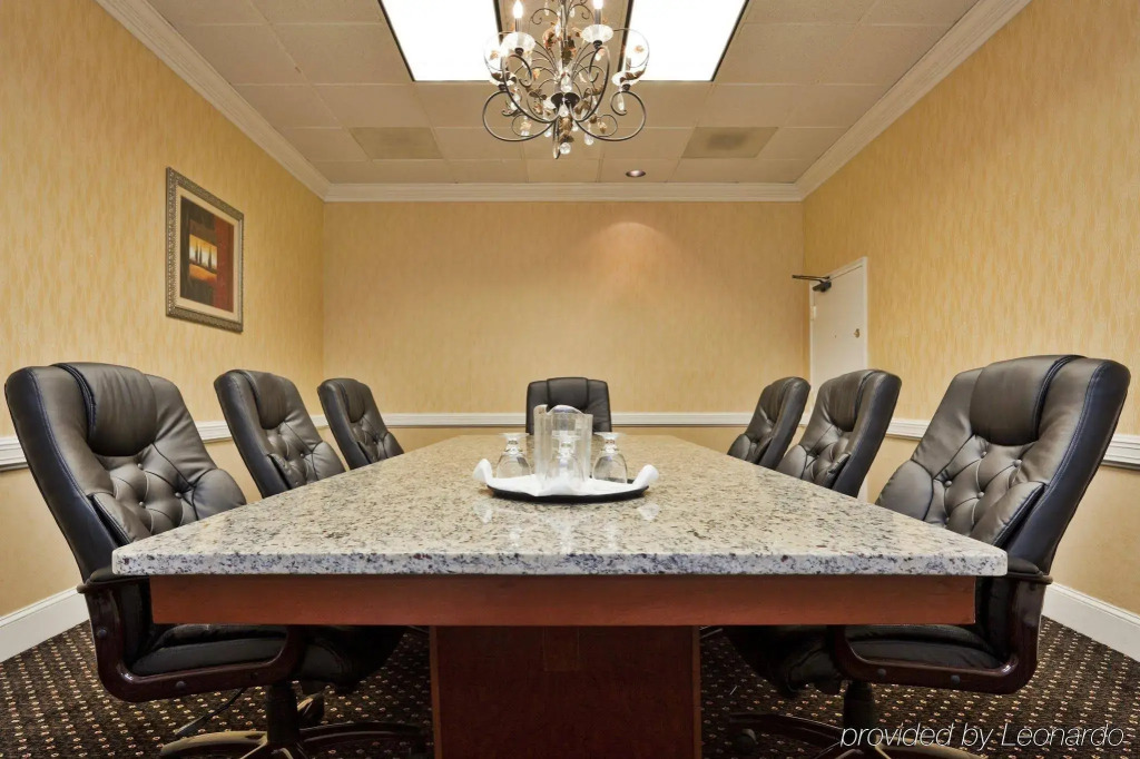 Holiday Inn Lumberton by IHG