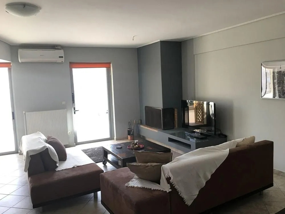 Cozy Flat With Acropolis View
