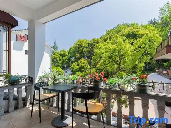 Hangzhou Qinghuan Homestay