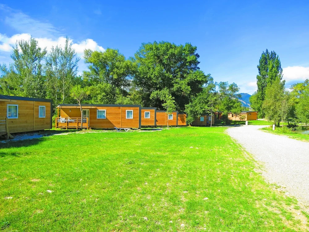 Camping Le Lac Bleu
