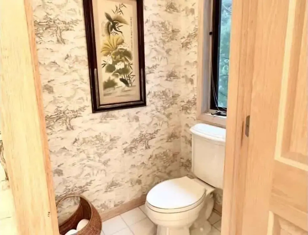 Spacious 4 BDR Home in Desirable Abbey Springs!