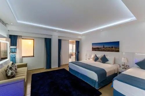 Jbr penthouse with terrace pool