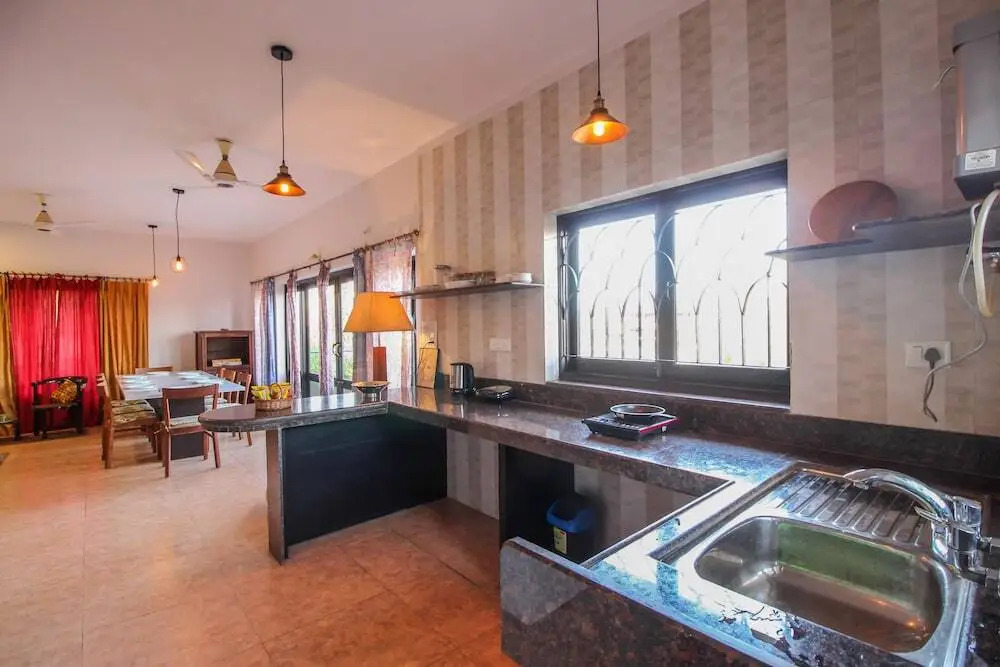 OYO 10871 Home Luxurious 3BHK Dona Paula