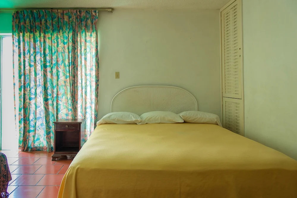Horizon Beach Studio