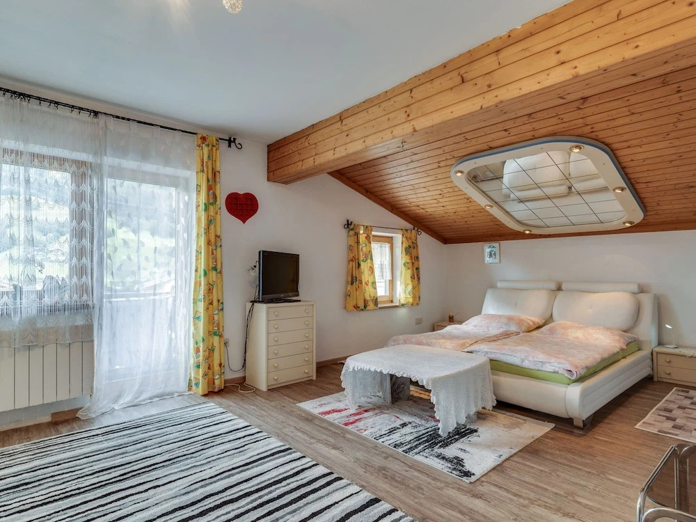 Cosy Chalet in Bramberg am Wildkogel With Fireplace