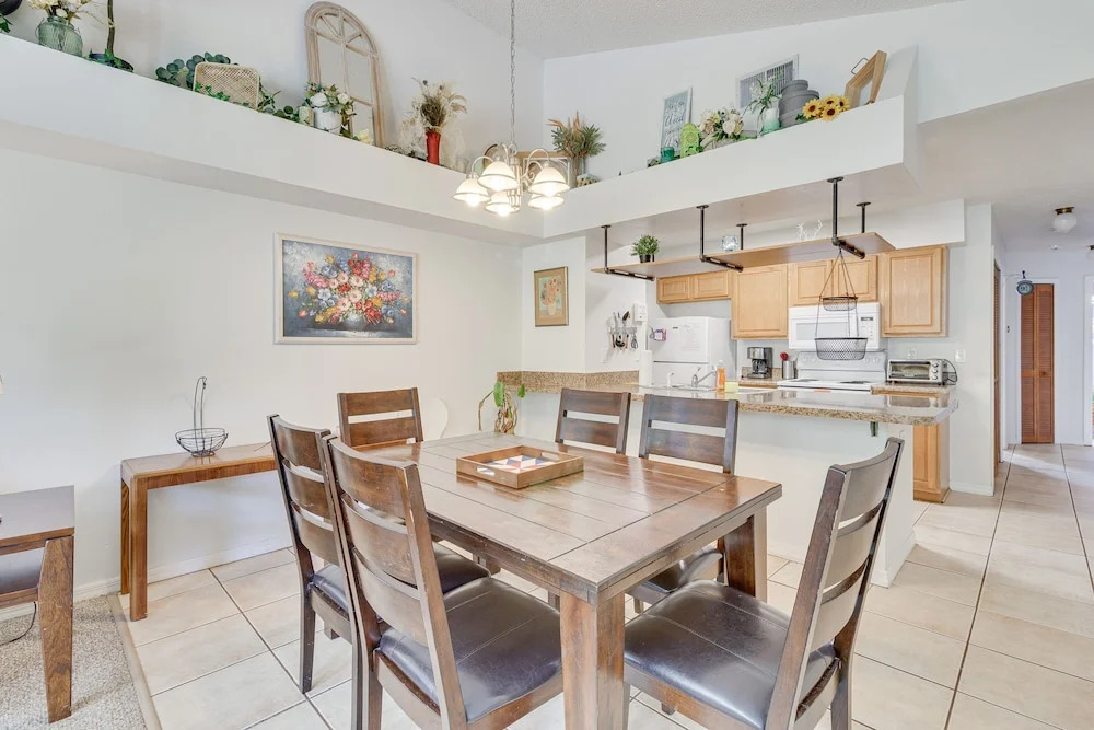 6 Mi to Disney: Family-friendly Condo in Kissimmee