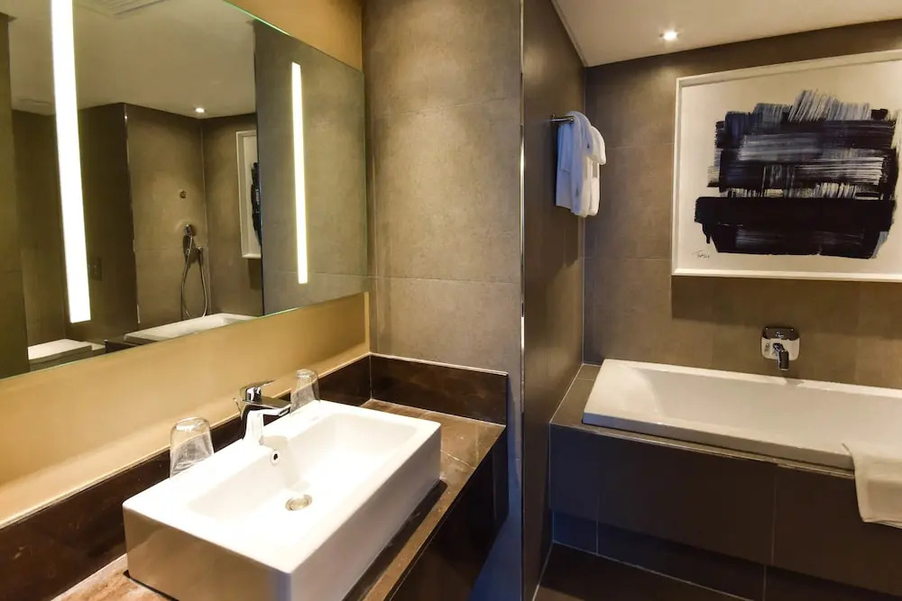Hotel 2 Fevrier