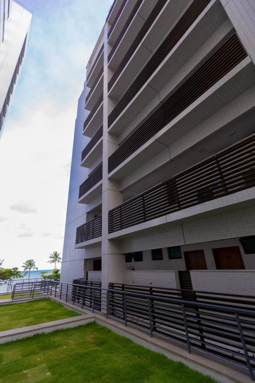 Flat em Boa Viagem, Ótima Localização, Próximo do Mar, Apt 903