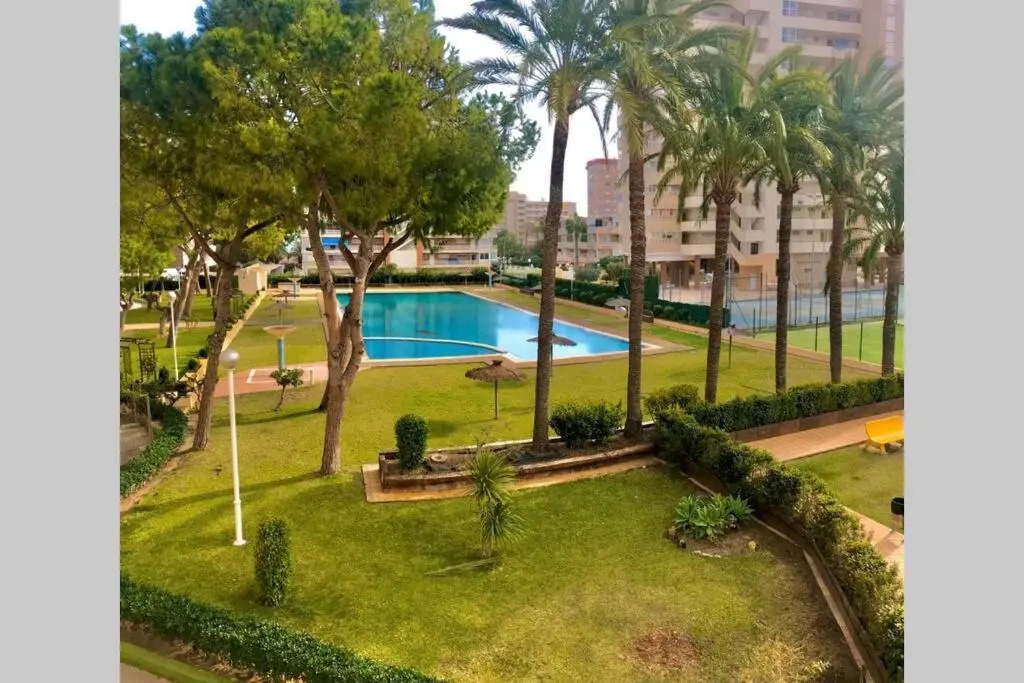 Leo piso 20 apartamento 4 pax Inmobiliaria Leo PLaya de San Juan