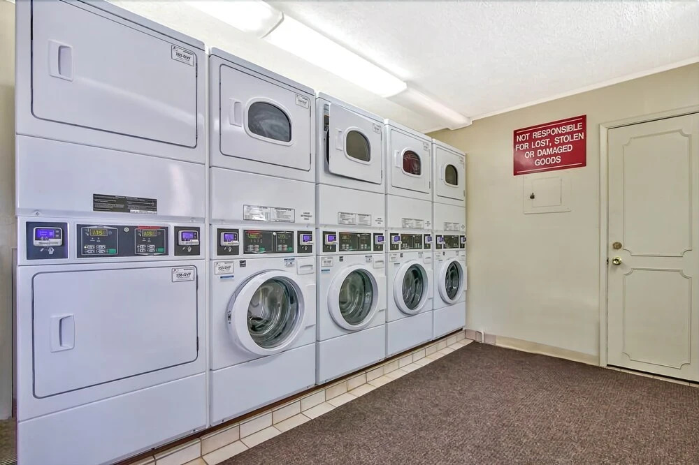Irving's Bavarian Ge  1139hb 3 Bedroom Condo