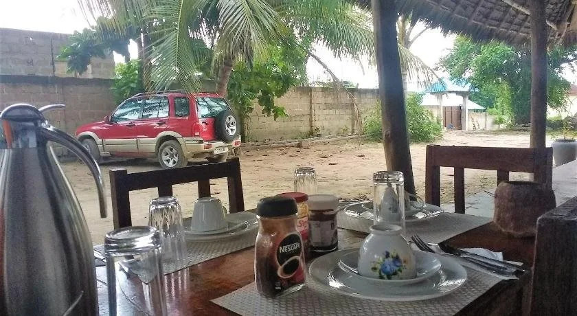 Mama Njoe Lodge