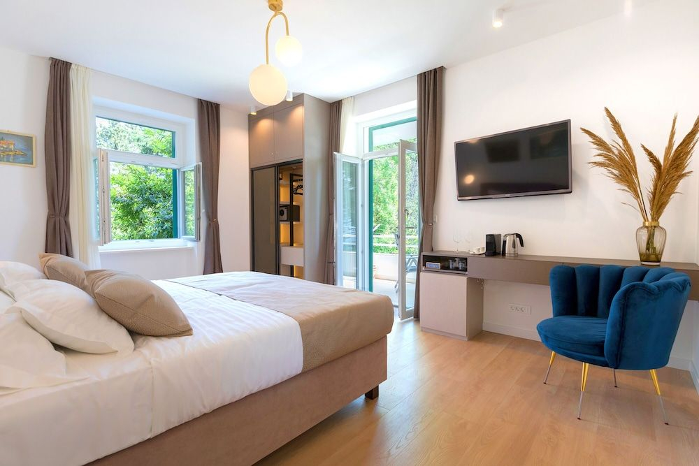 Green Park Luxury Rooms