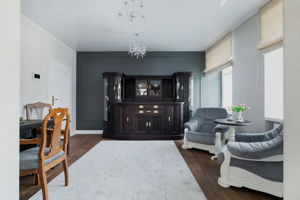Kosciuszki Square Apartment by Renters