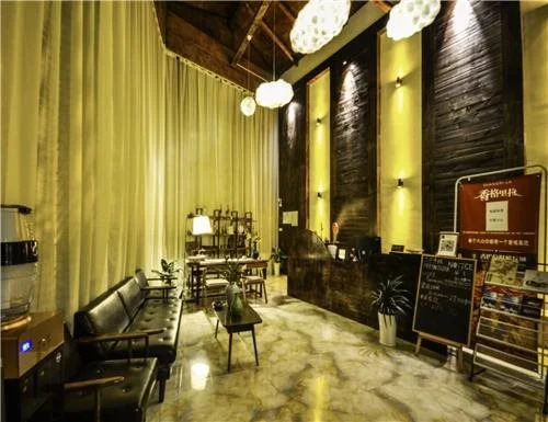 Moonlight Hotel