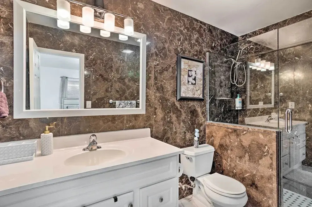 West Palm Beach Apartment 3 Mi to Shore!