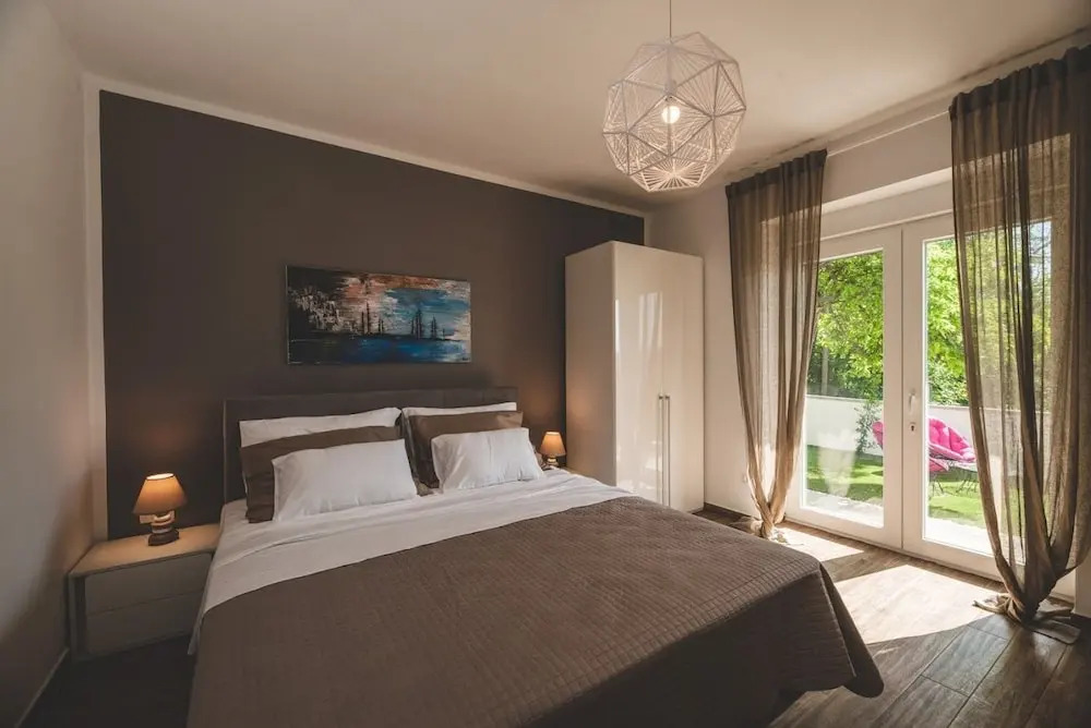 Rooms Dejana