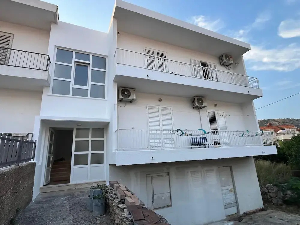 Apartment with balcony Nike