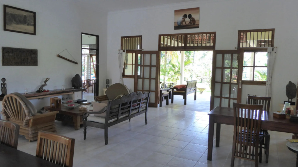 Rumah Kita Villa/hotel