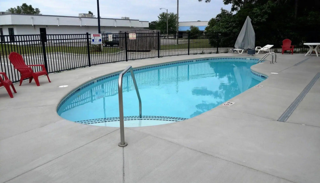 Topsail Shores Inn