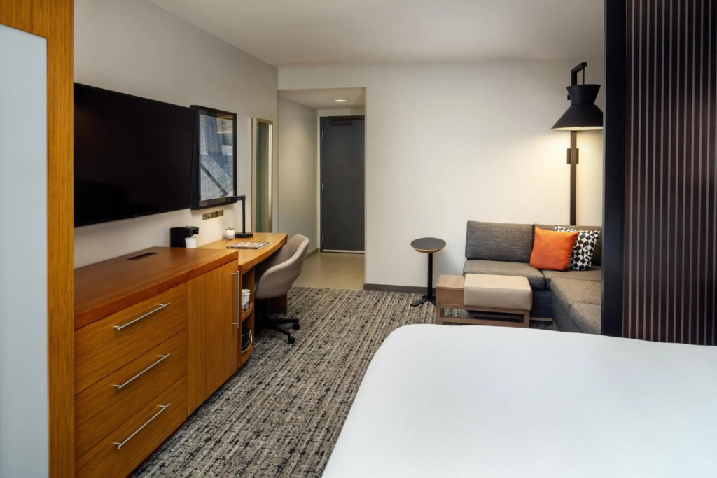 Hyatt Place Nashville Downtown