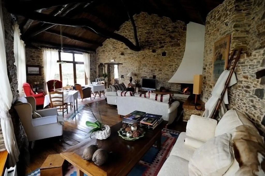 Casa Peleyón