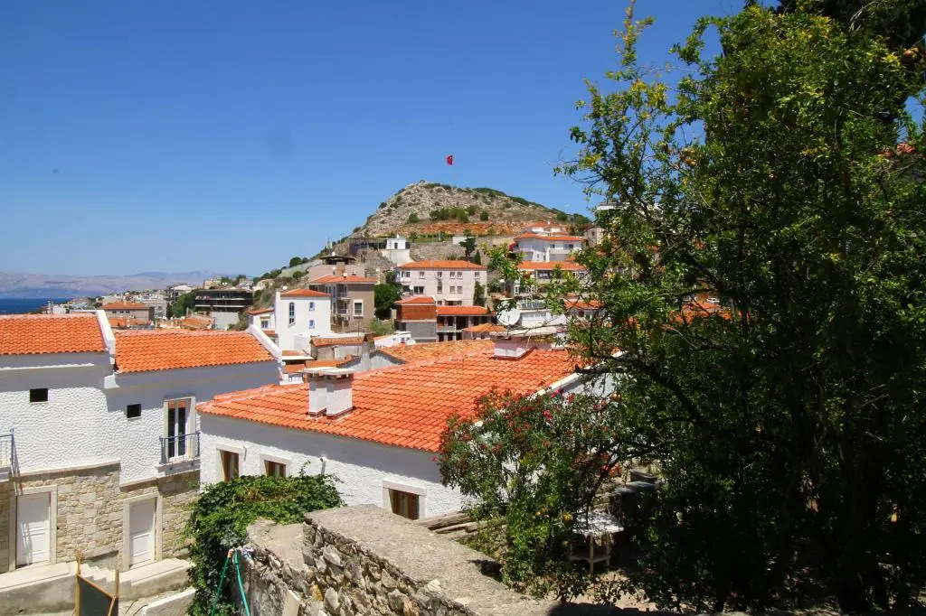 Çeşme Kale Taş Apart