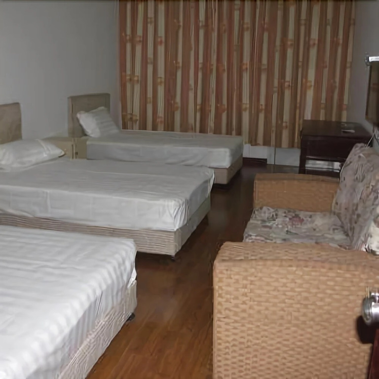 Luzhi Shuixiang Young Courtyard Homestay