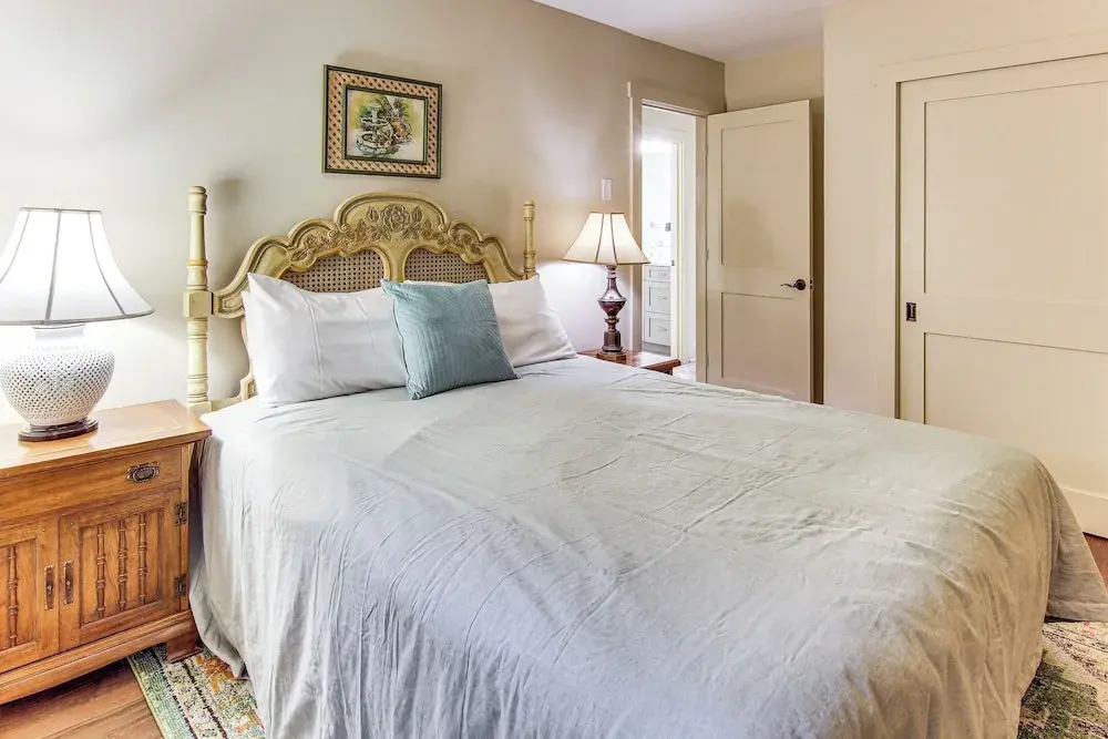 Brevard Chalet w/ Stunning Blue Ridge Mtn Views!