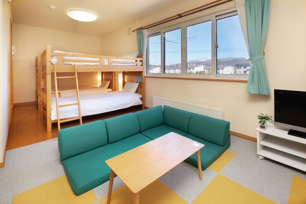 Lodging Hamanas II