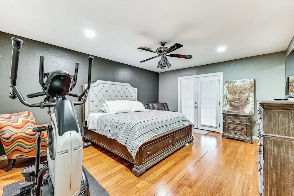 3 Mi to Downtown Mcallen: Quiet Home w/ Pool