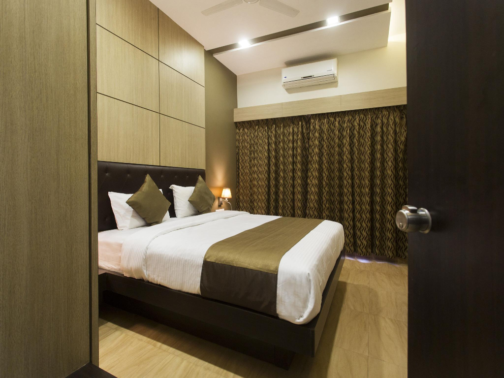 OYO 10388 Hotel Dean Villa