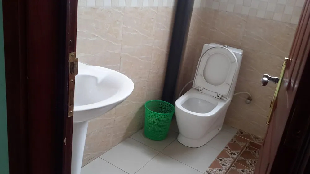 20/20 Guest House