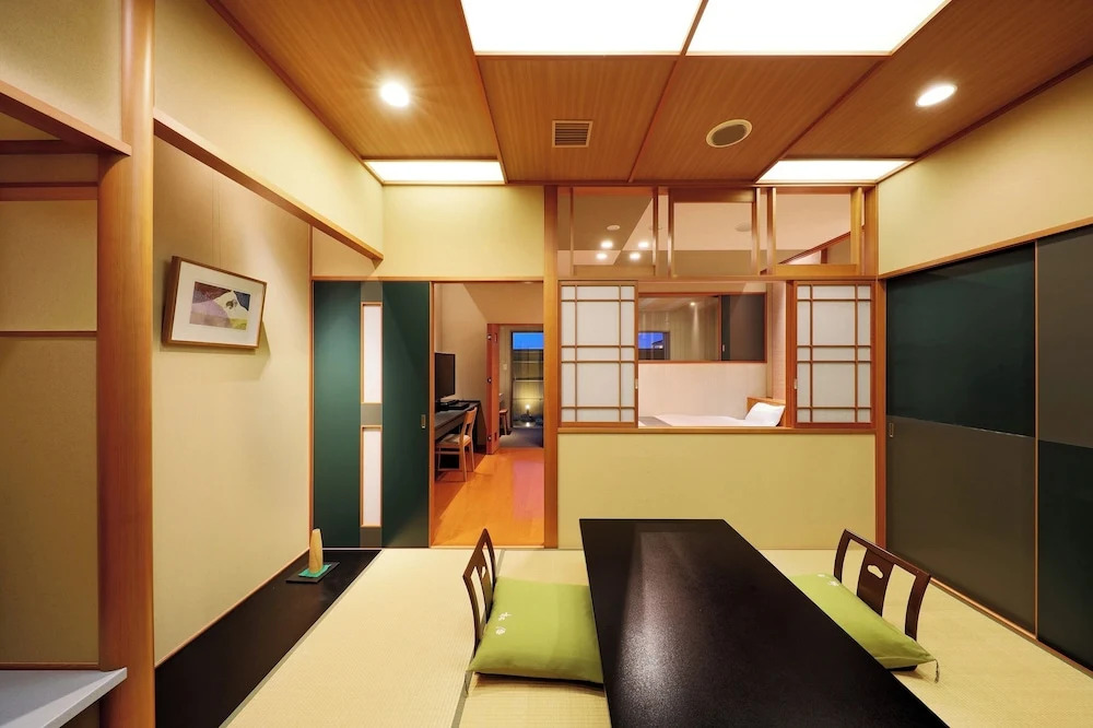 Kaike Shogetsu