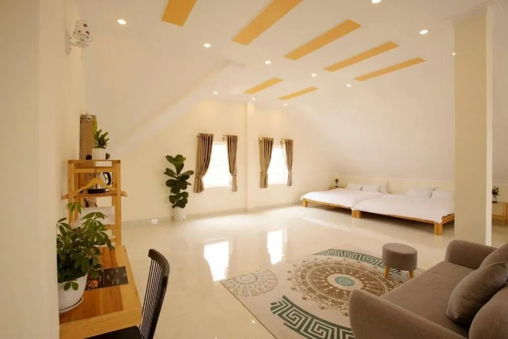 Calais Hotel Villa