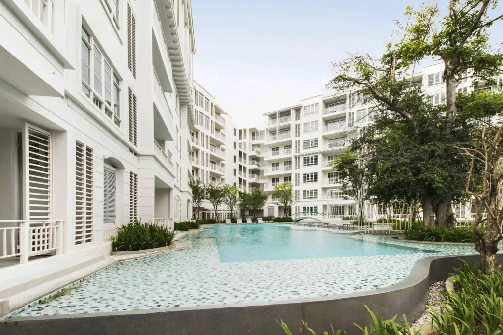 Summer Hua Hin by Favstay