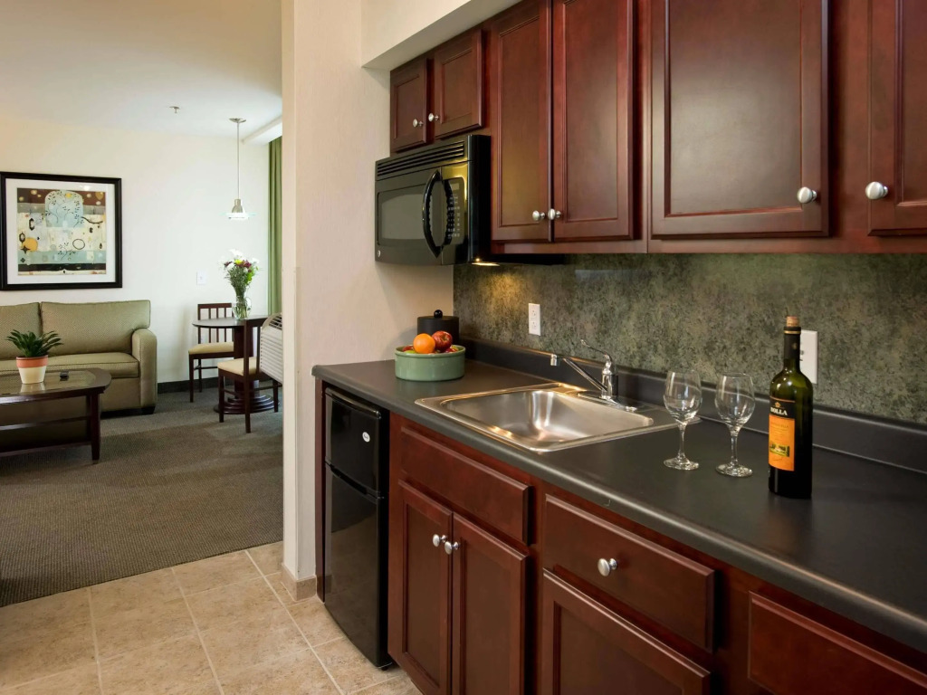 Best Western Plus Philadelphia Airport South - at Widener University