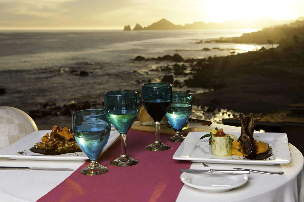 Hacienda Encantada Resort & Residences