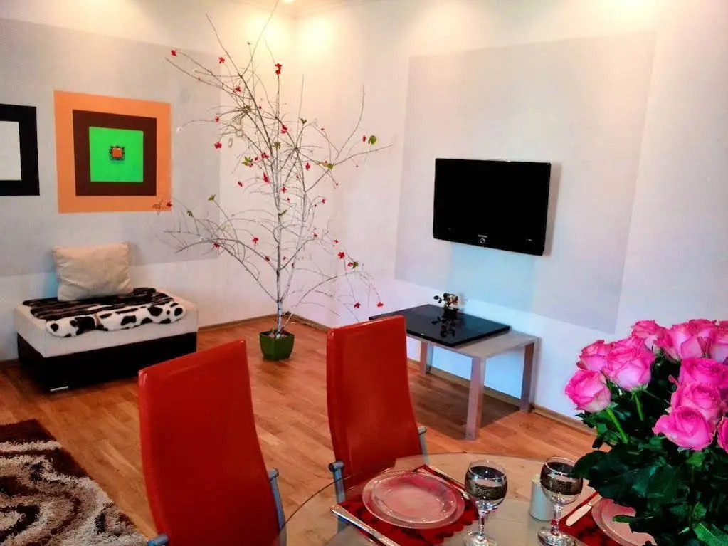 Ditis Apartments