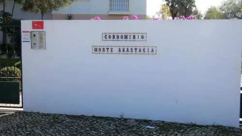 Monté Anastacia