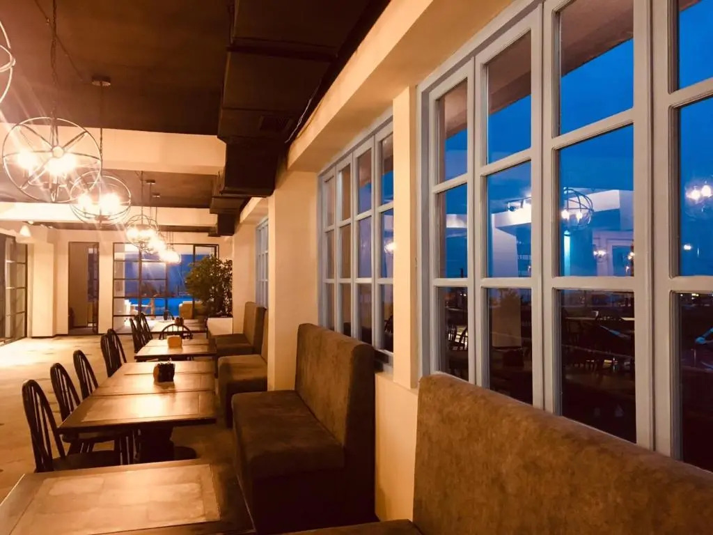 Aparthotel 20M from the Black Sea in Gonio, mgzavrebi IV