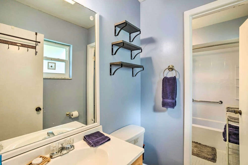 Port St Lucie Vacation Home w/ Lanai & Pool