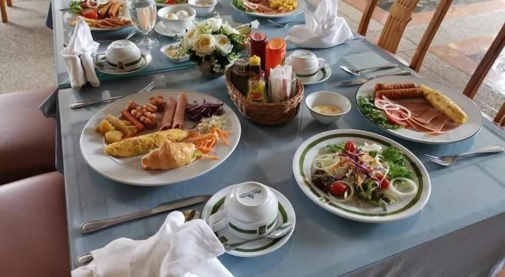 James Mandarin Khaoyai