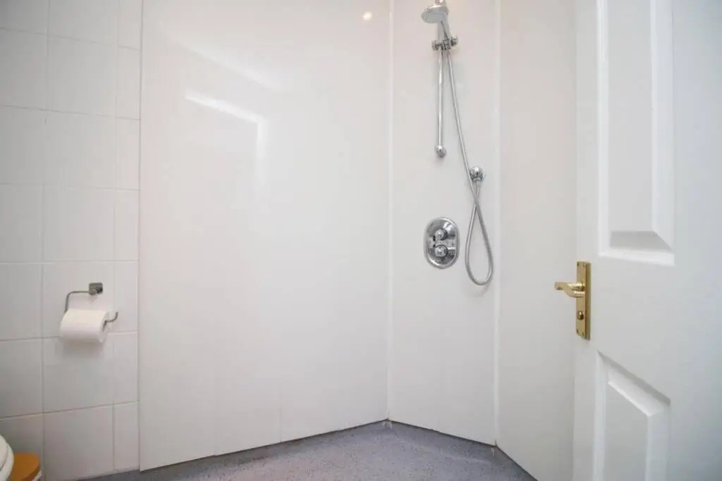 Spacious Georgian Apartment 5 mins from Bath Abbey