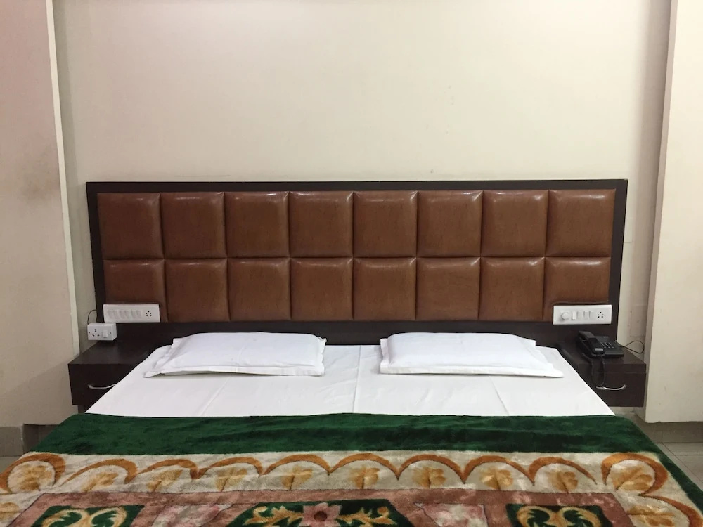 Hotel New Karan